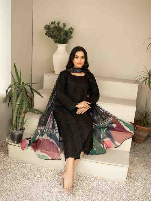 Noor-e-Siyah